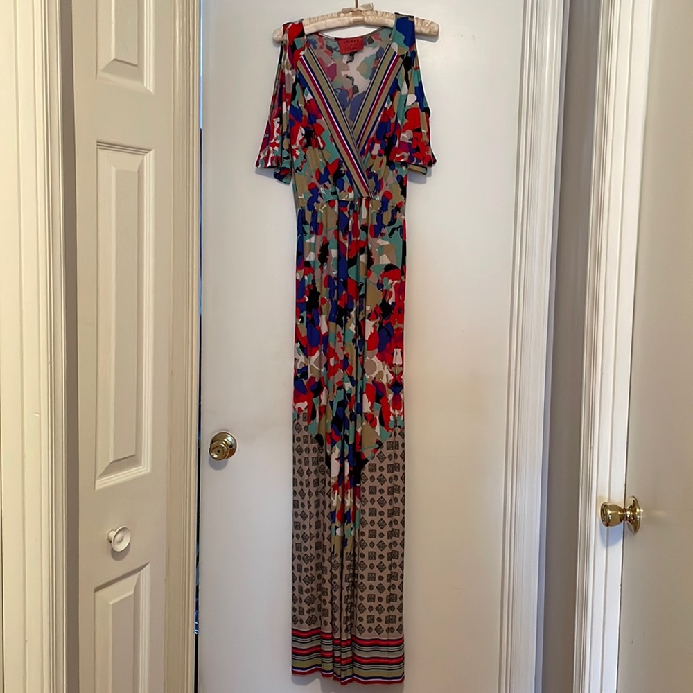 Laura V by Cenia Multi-color V-neck Jumpsuit with Gathered Waist Size S